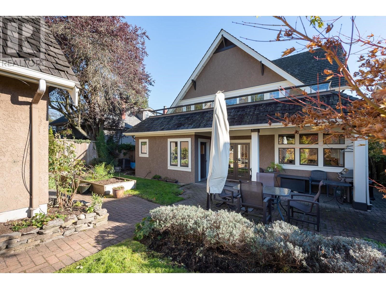 217 Third Avenue, New Westminster, British Columbia  V3L 1L9 - Photo 7 - R2830231