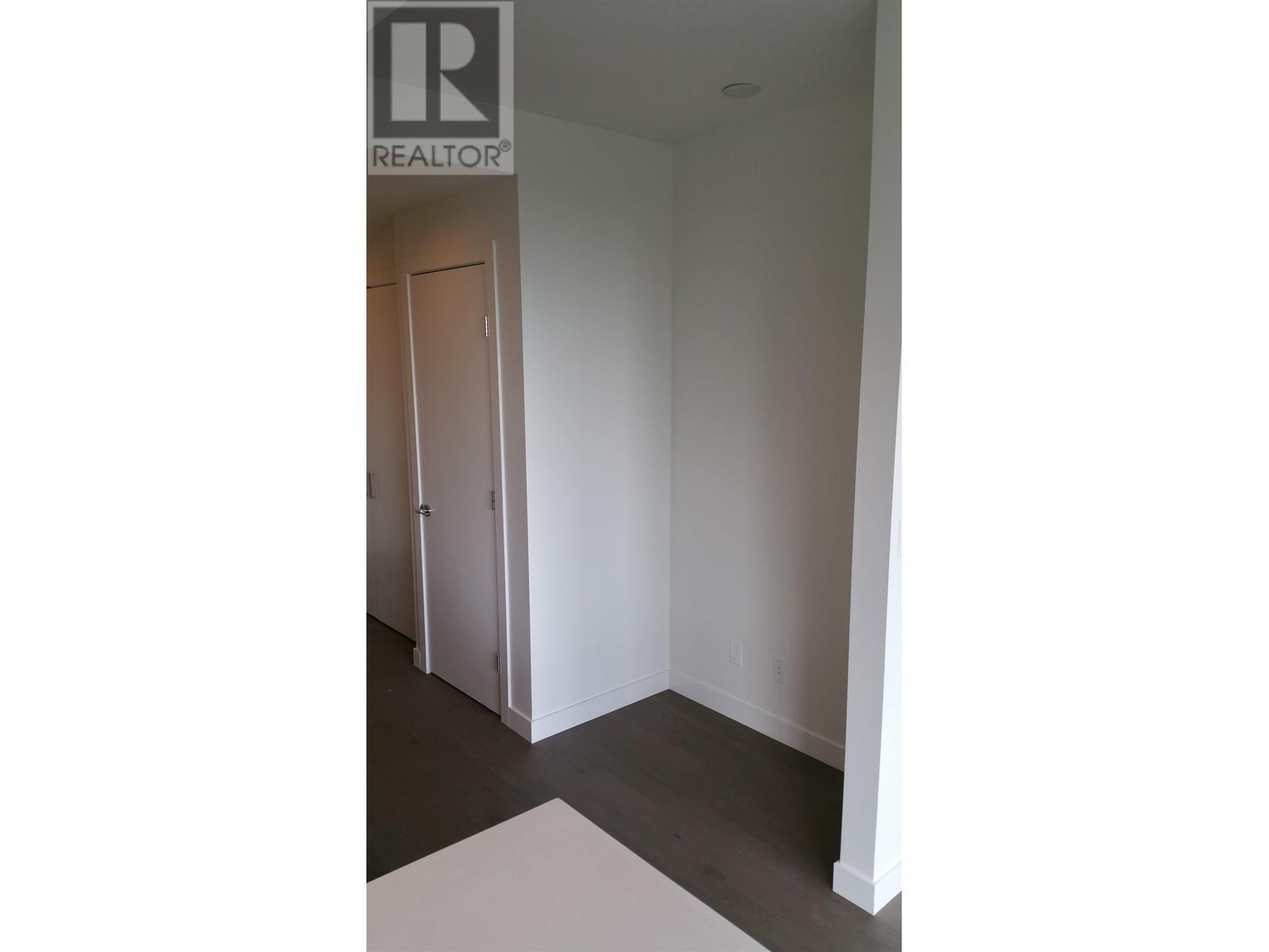 309 9080 University Crescent, Burnaby, British Columbia  V5A 0B7 - Photo 3 - R2830233