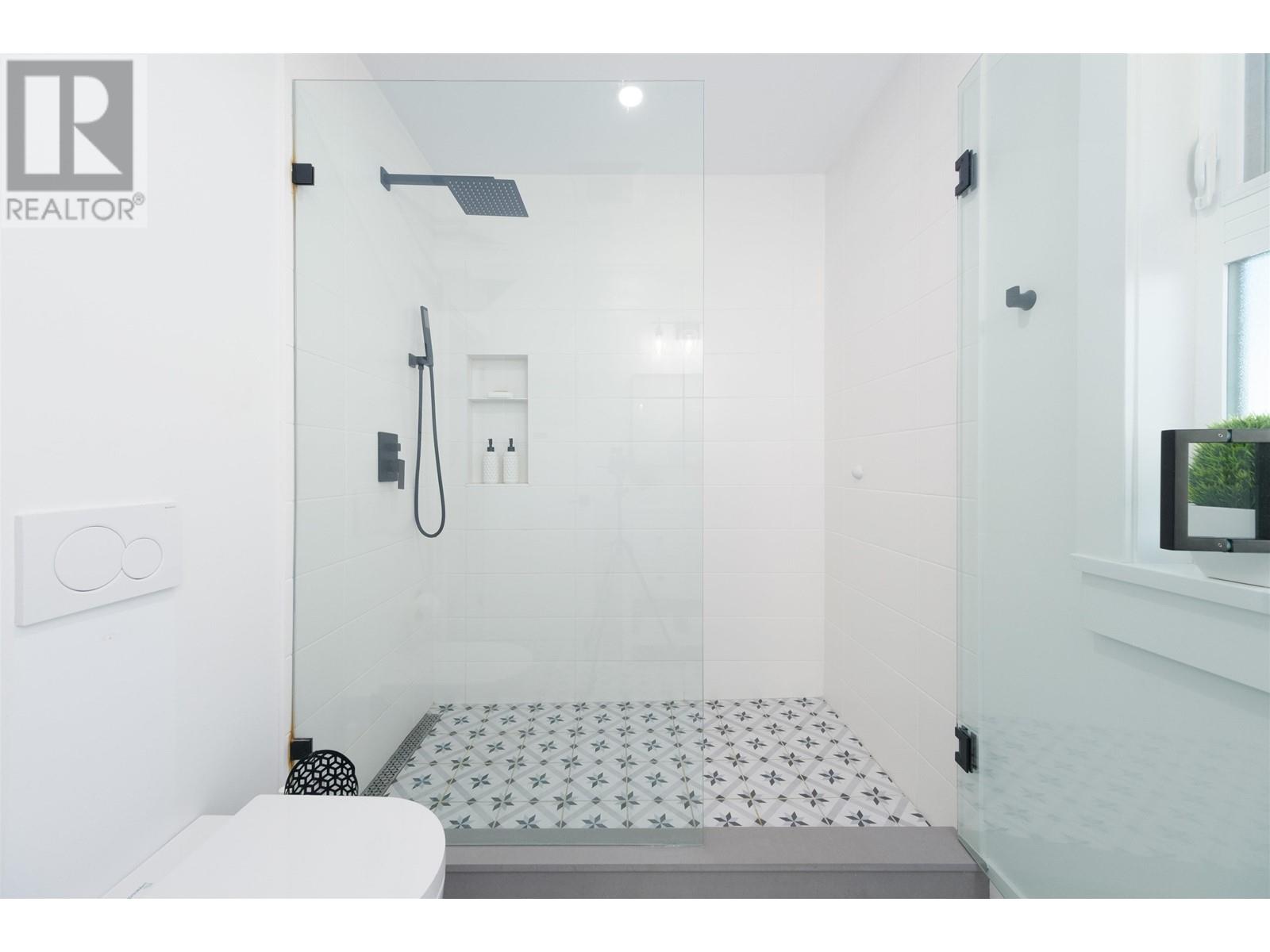 316 W 22nd Street, North Vancouver, British Columbia  V7M 2A4 - Photo 14 - R2830067