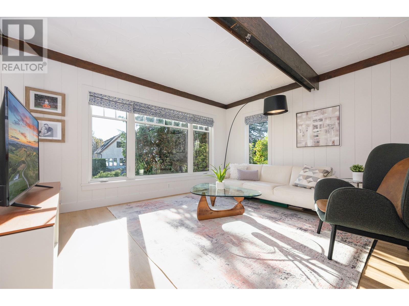 316 W 22nd Street, North Vancouver, British Columbia  V7M 2A4 - Photo 6 - R2830067