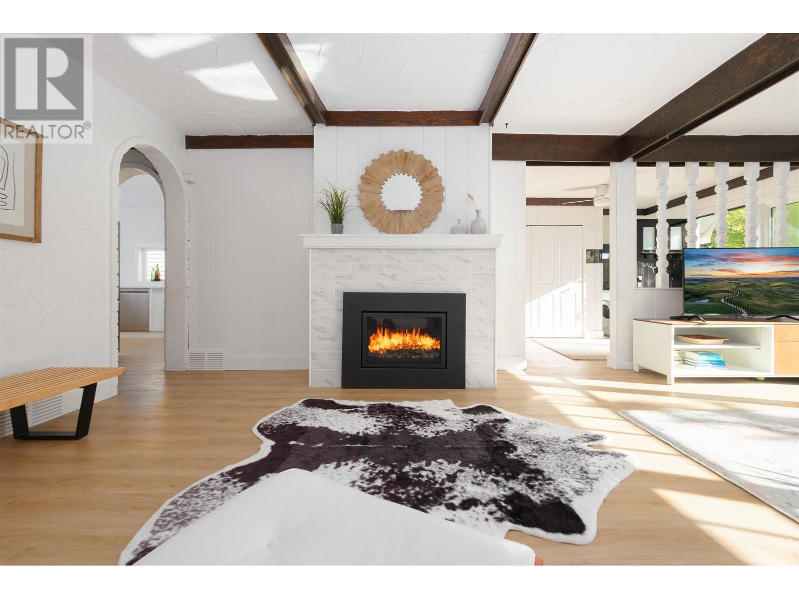 316 W 22nd Street, North Vancouver, British Columbia  V7M 2A4 - Photo 10 - R2830067