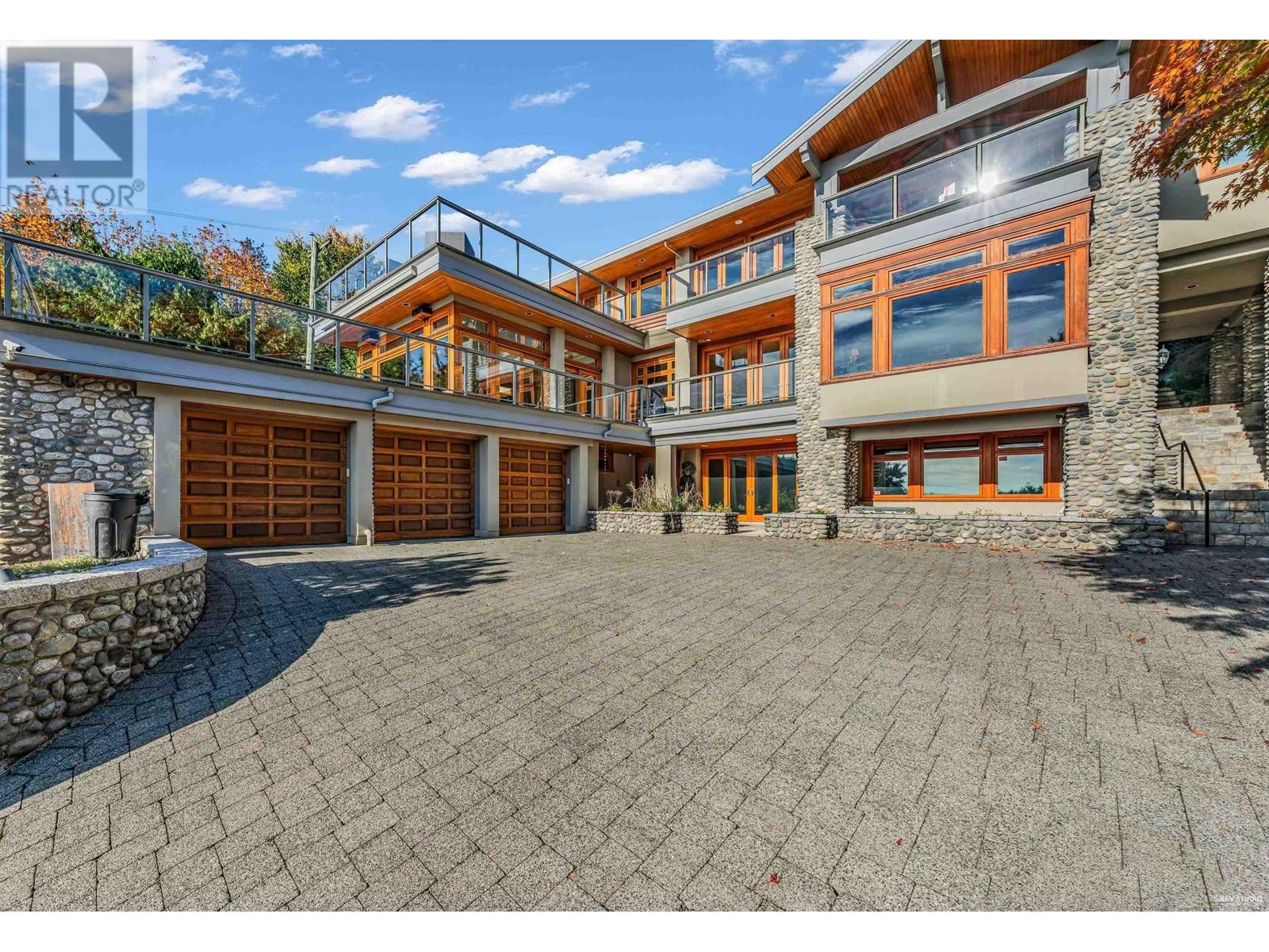 3285 DICKINSON CRESCENT, west vancouver, British Columbia