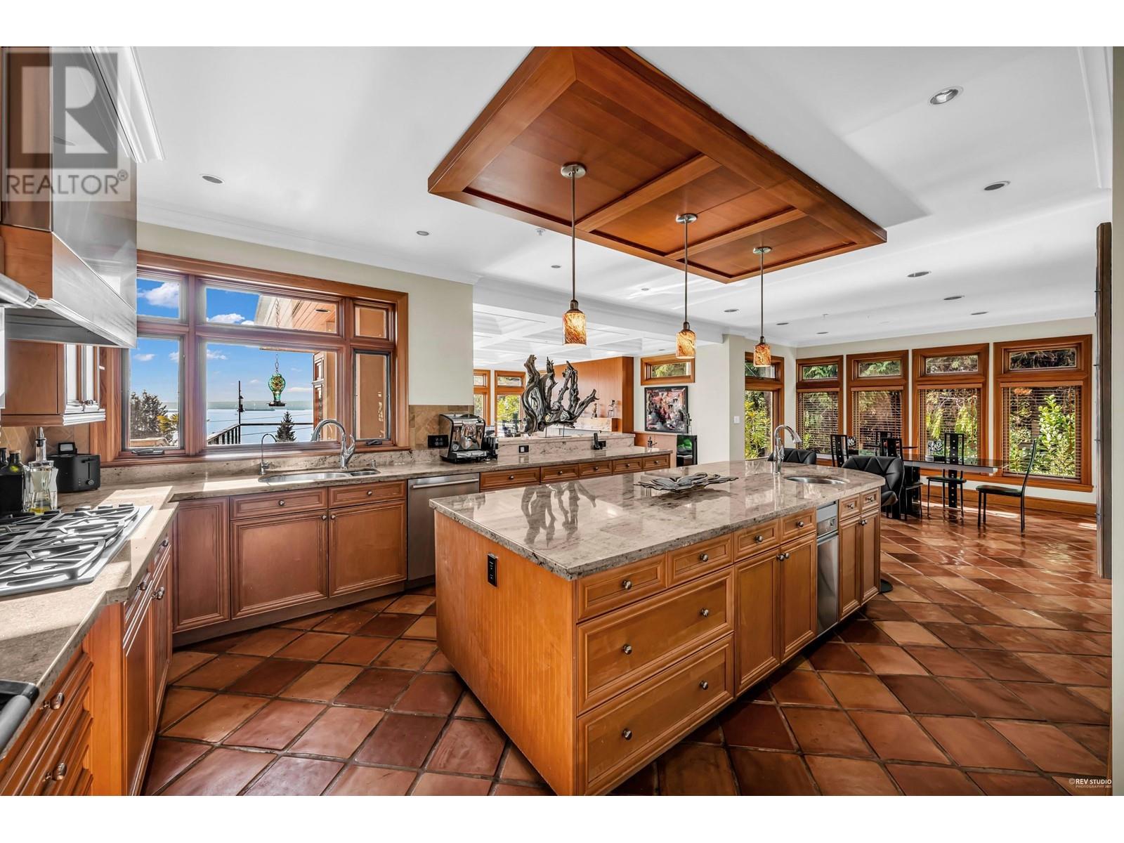 3285 Dickinson Crescent, West Vancouver, British Columbia  V7V 2L4 - Photo 11 - R2830189