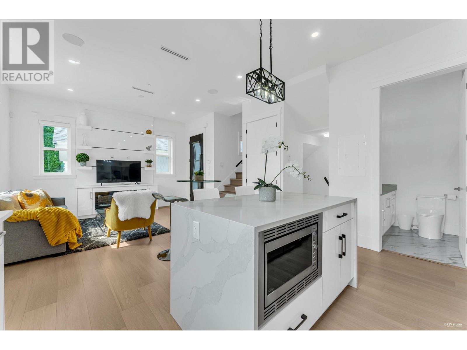 3440 Pandora Street, Vancouver, British Columbia  V5K 1W8 - Photo 11 - R2814054