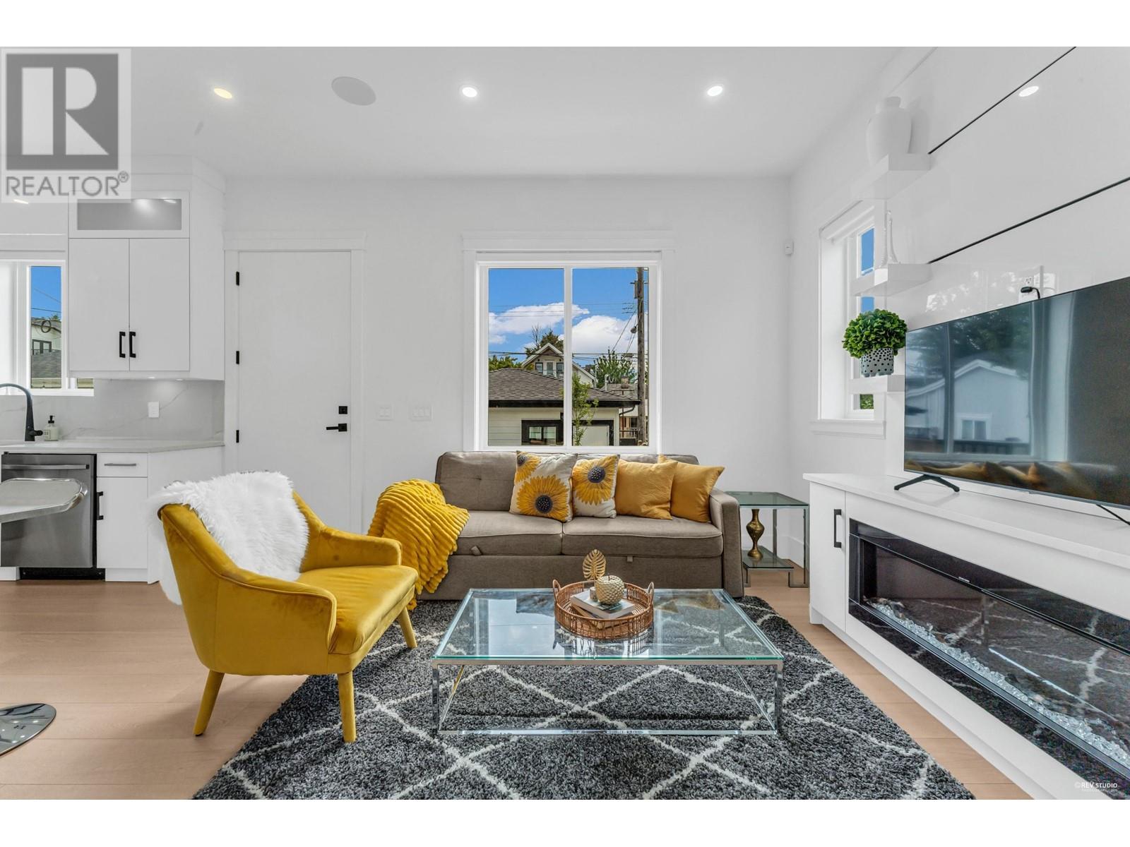 3440 Pandora Street, Vancouver, British Columbia  V5K 1W8 - Photo 6 - R2814054