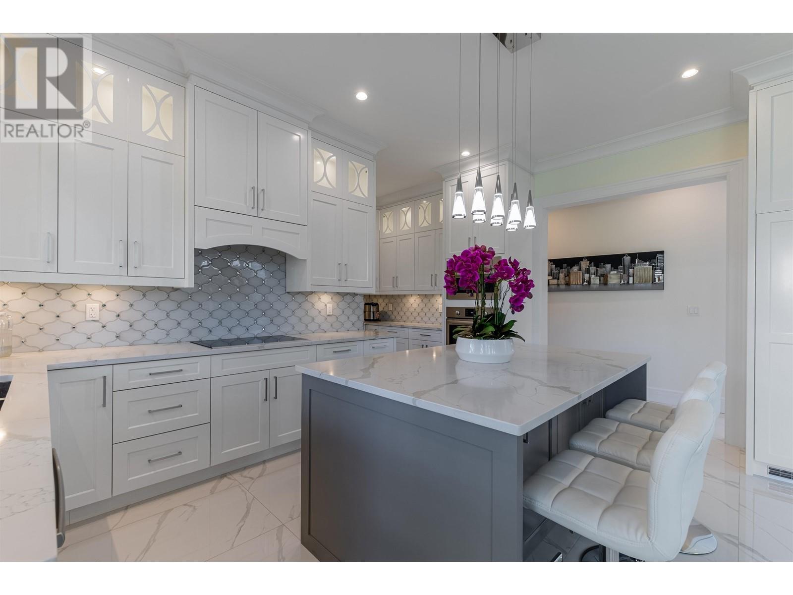 8711 Rosemary Avenue, Richmond, British Columbia  V7A 2L2 - Photo 13 - R2824874