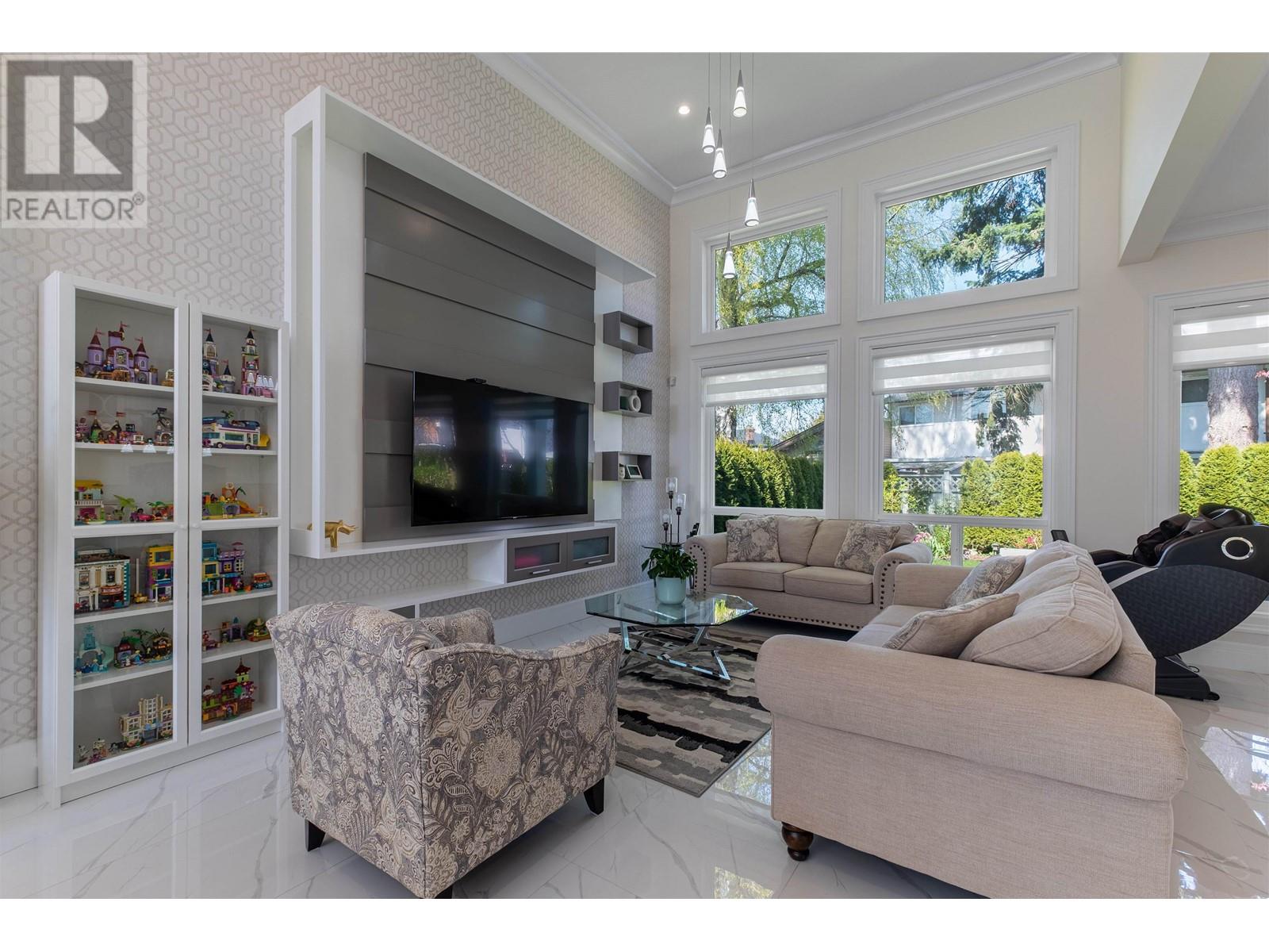 8711 Rosemary Avenue, Richmond, British Columbia  V7A 2L2 - Photo 8 - R2824874