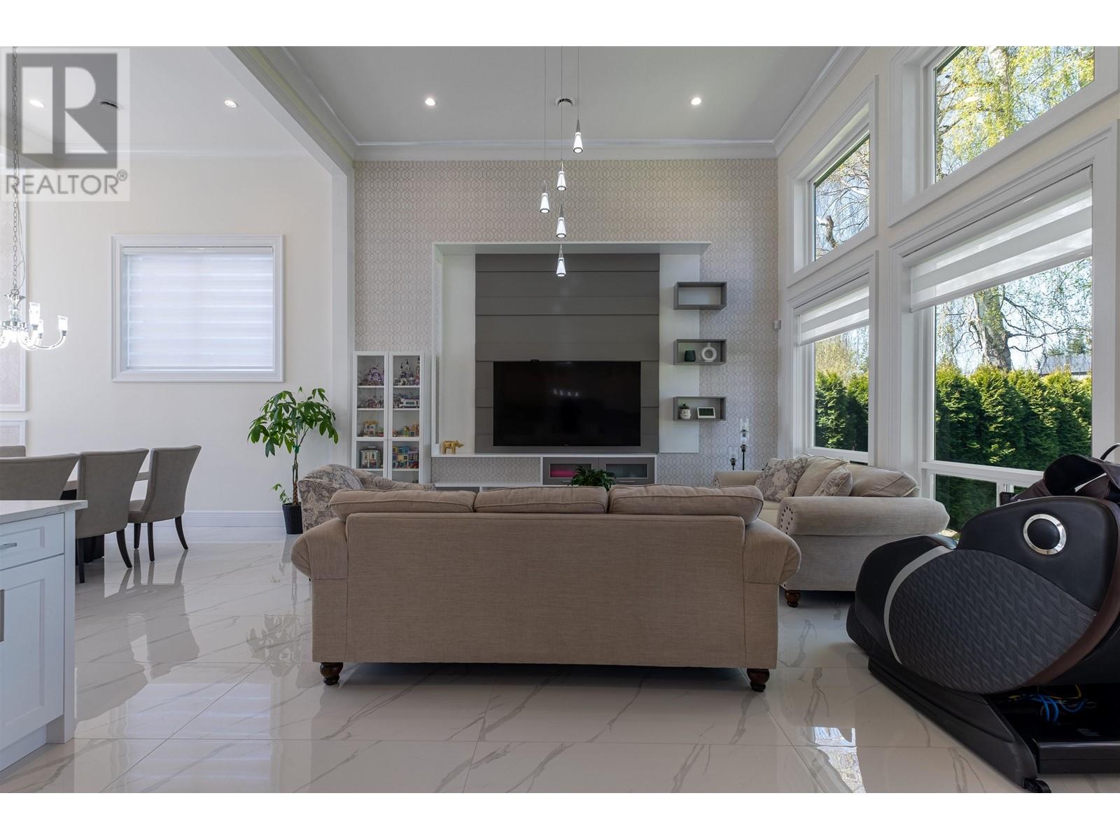 8711 Rosemary Avenue, Richmond, British Columbia  V7A 2L2 - Photo 9 - R2824874