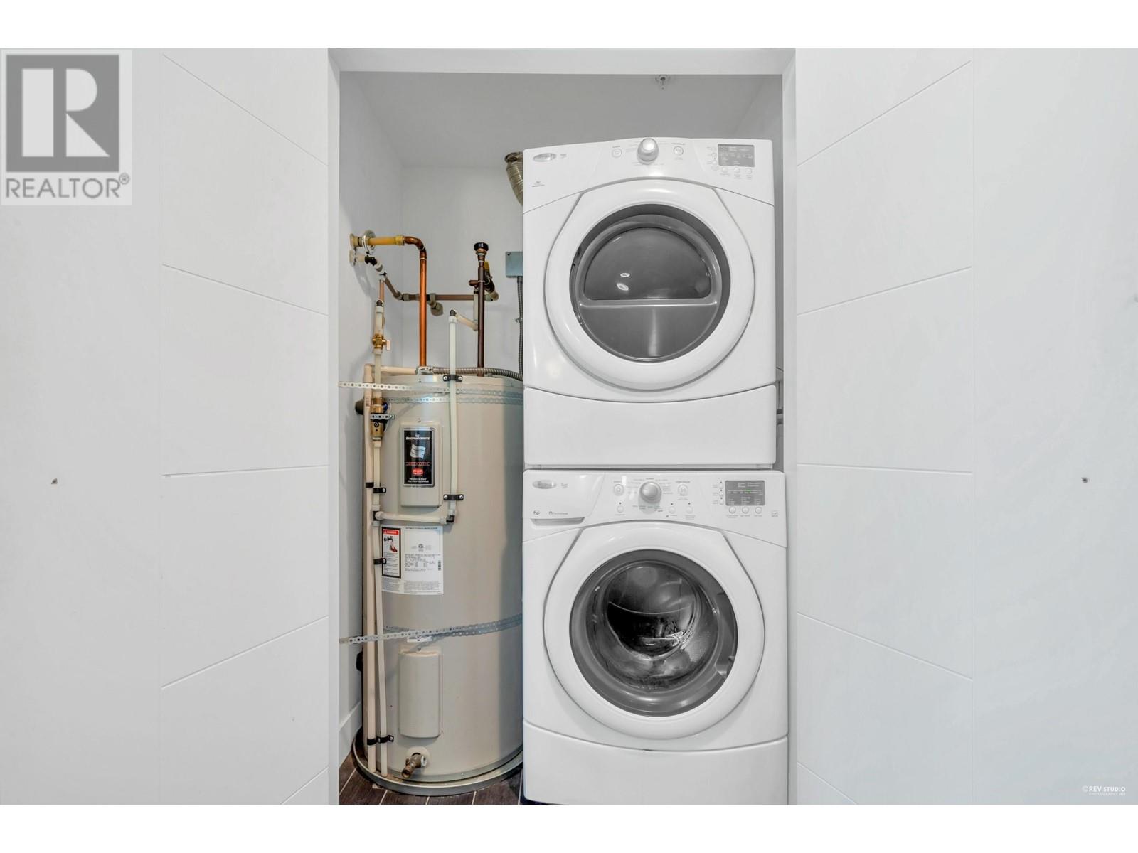 202 5688 Hastings Street, Burnaby, British Columbia  V5B 1R4 - Photo 17 - R2785351