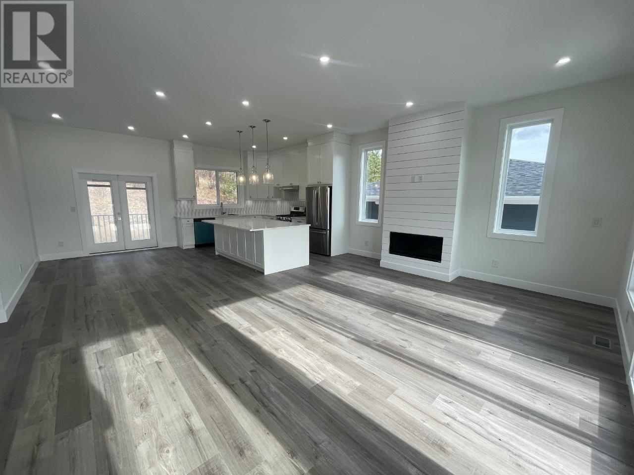 2731 Peregrine Way, Merritt, British Columbia  V1K 0B3 - Photo 8 - 175446