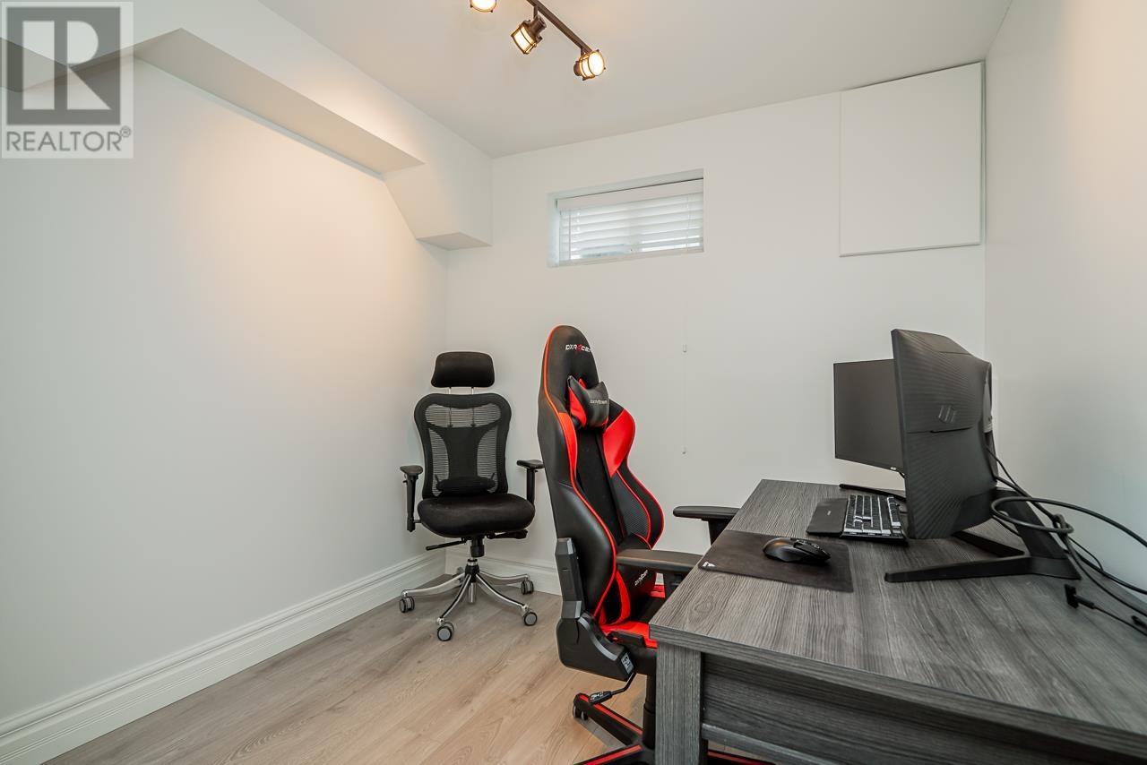 194 Warrick Street, Coquitlam, British Columbia  V3K 6B9 - Photo 24 - R2830172