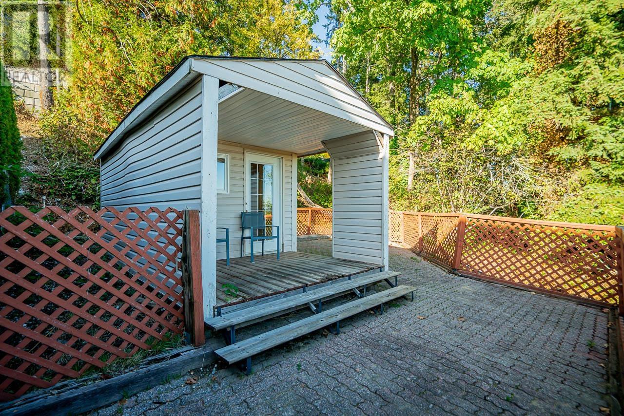 194 Warrick Street, Coquitlam, British Columbia  V3K 6B9 - Photo 35 - R2830172