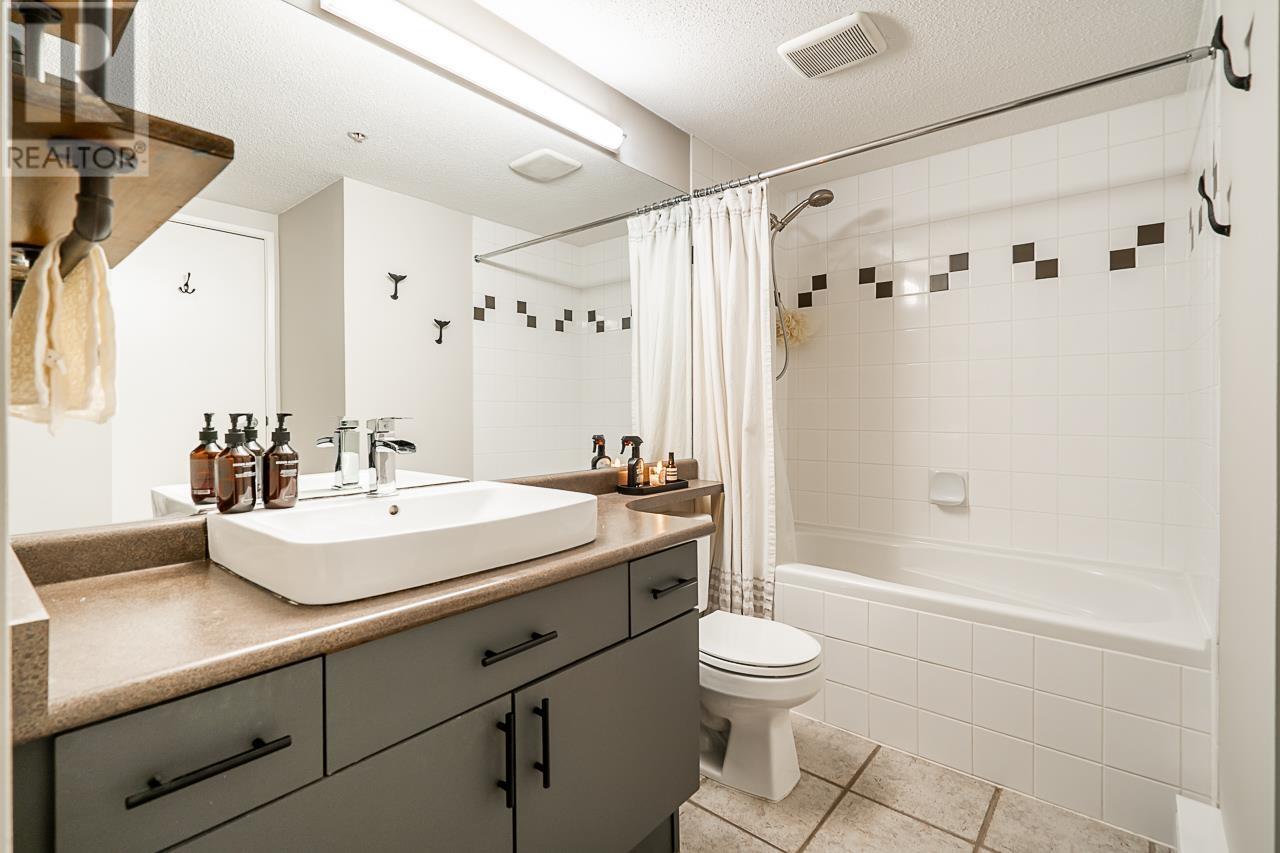 405 124 W 3rd Street, North Vancouver, British Columbia  V7M 1E8 - Photo 18 - R2830234