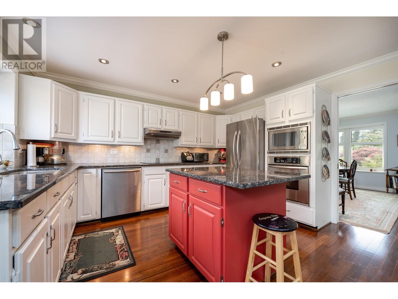 5801 Goldenrod Crescent, Delta, British Columbia  V4L 2J1 - Photo 3 - R2830253