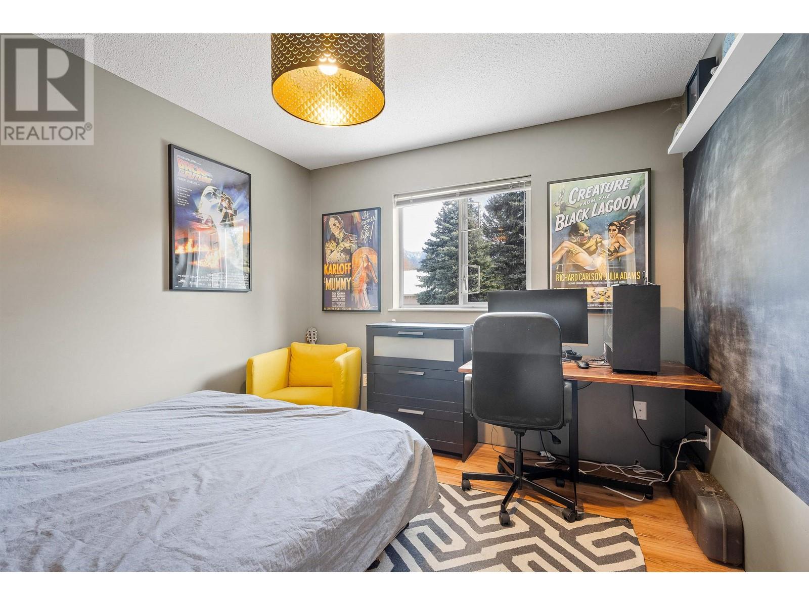 7392 Larch Street, Pemberton, British Columbia  V0N 2L0 - Photo 5 - R2830283