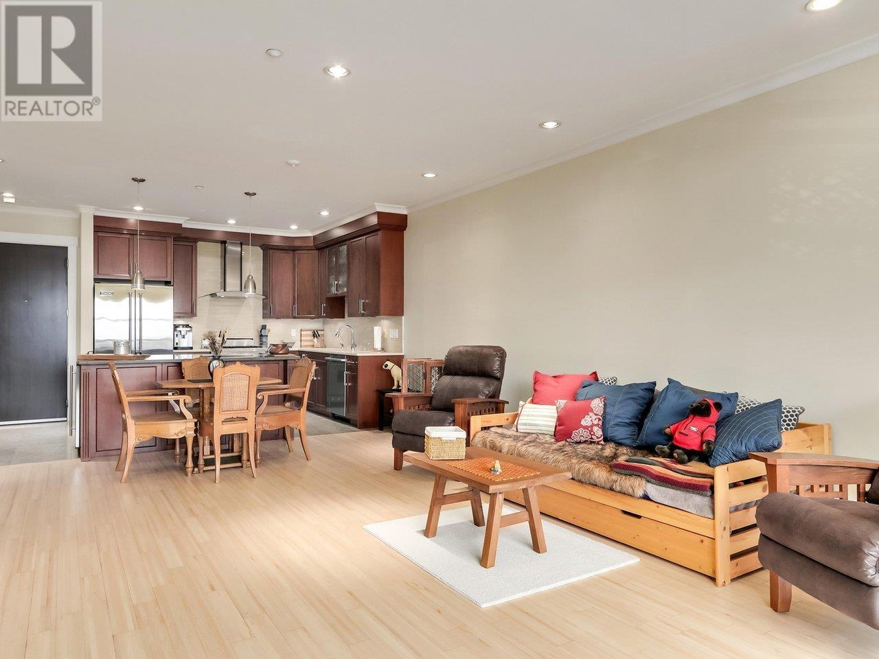 202 6688 Royal Avenue, West Vancouver, British Columbia  V7W 2B9 - Photo 9 - R2812612