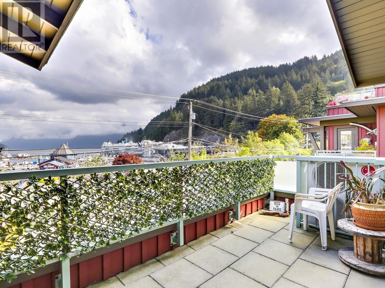 202 6688 Royal Avenue, West Vancouver, British Columbia  V7W 2B9 - Photo 18 - R2812612
