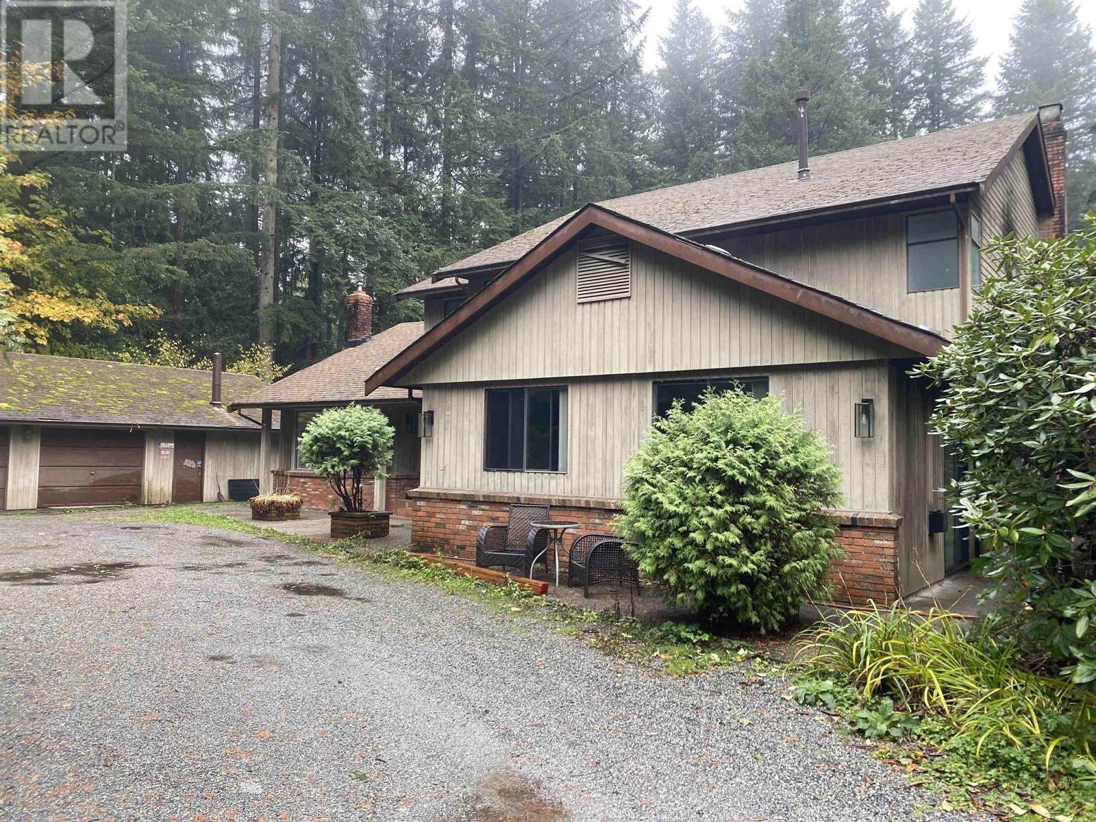 11061 272 Street, Maple Ridge, British Columbia  V2W 1Y6 - Photo 2 - R2830268