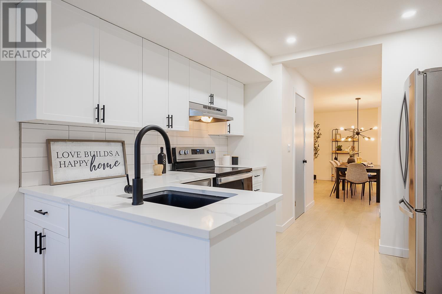 405 20675 118th Avenue, Maple Ridge, British Columbia  V2X 0K4 - Photo 4 - R2830063