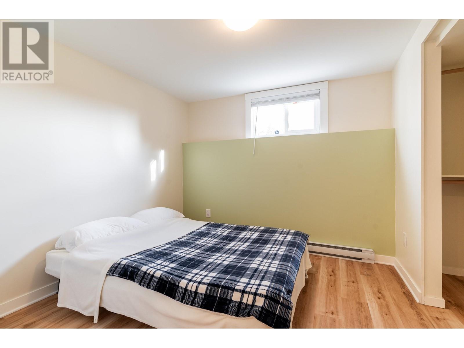 3793 Peter Street, Burnaby, British Columbia  V5J 1N5 - Photo 13 - R2830236