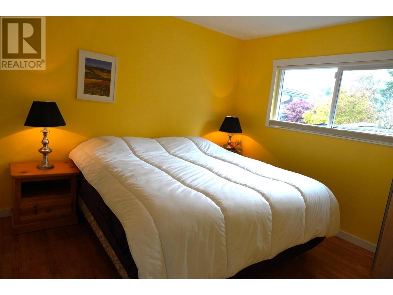 3793 Peter Street, Burnaby, British Columbia  V5J 1N5 - Photo 10 - R2830236