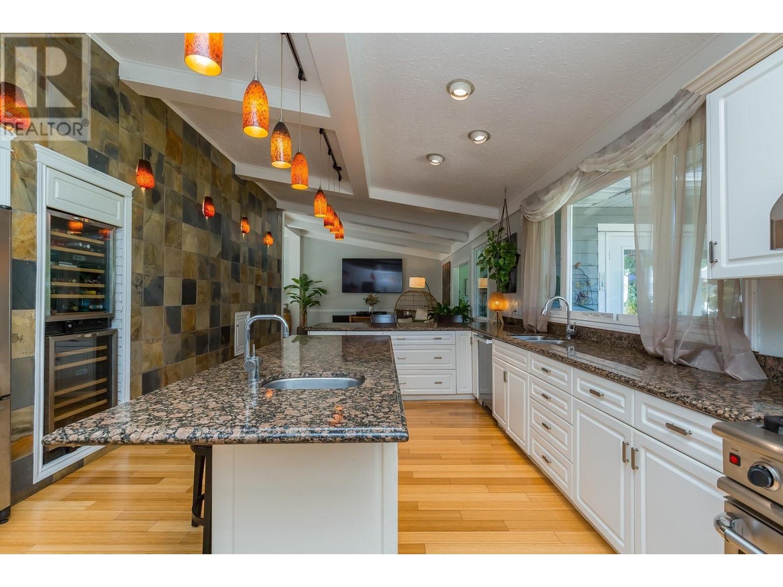 11742 260 Street, Maple Ridge, British Columbia  V2W 2A8 - Photo 27 - R2830203