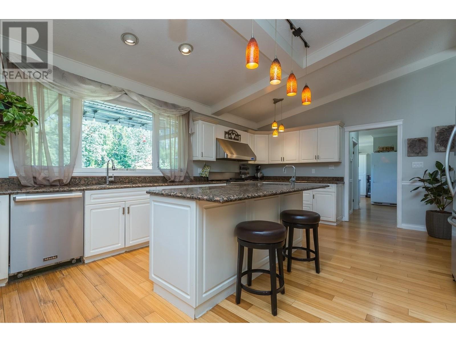11742 260 Street, Maple Ridge, British Columbia  V2W 2A8 - Photo 21 - R2830203