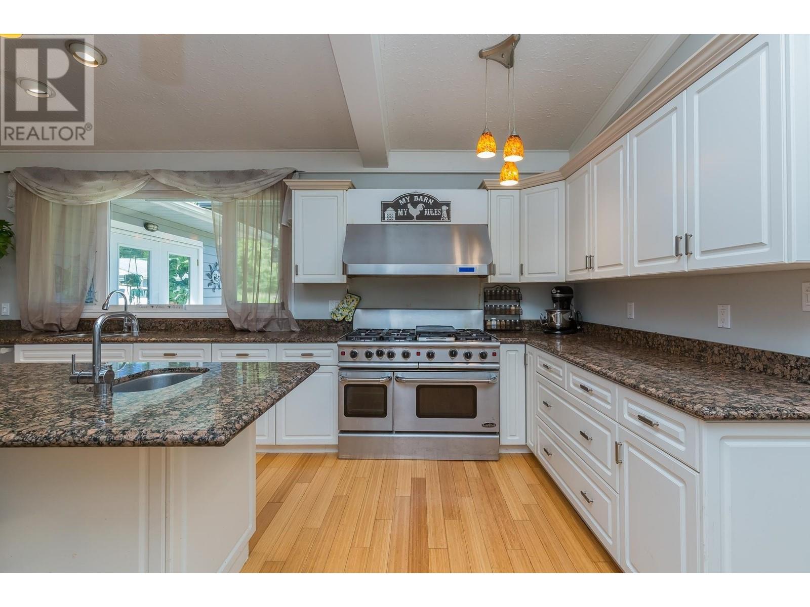 11742 260 Street, Maple Ridge, British Columbia  V2W 2A8 - Photo 25 - R2830203