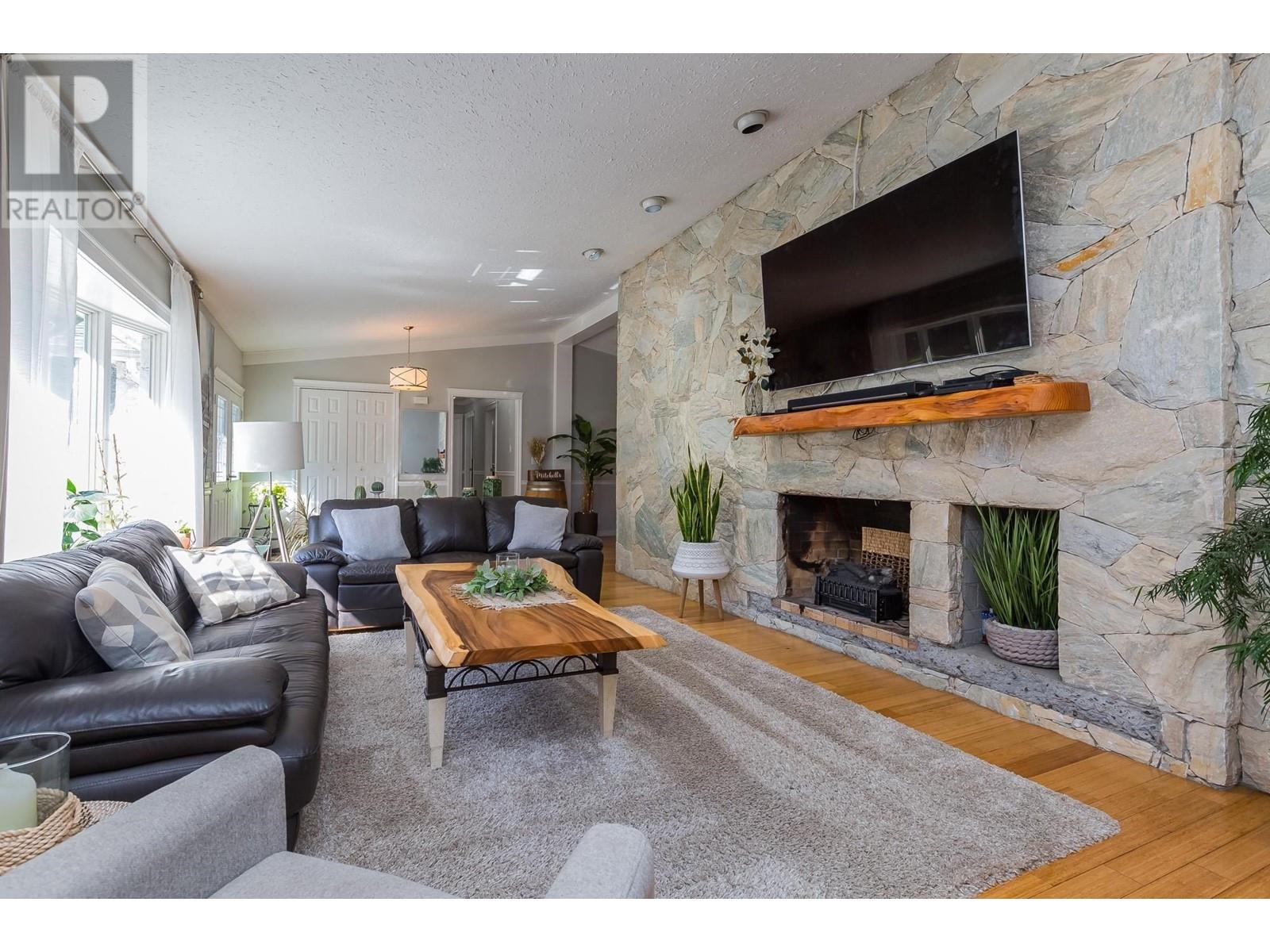 11742 260 Street, Maple Ridge, British Columbia  V2W 2A8 - Photo 14 - R2830203