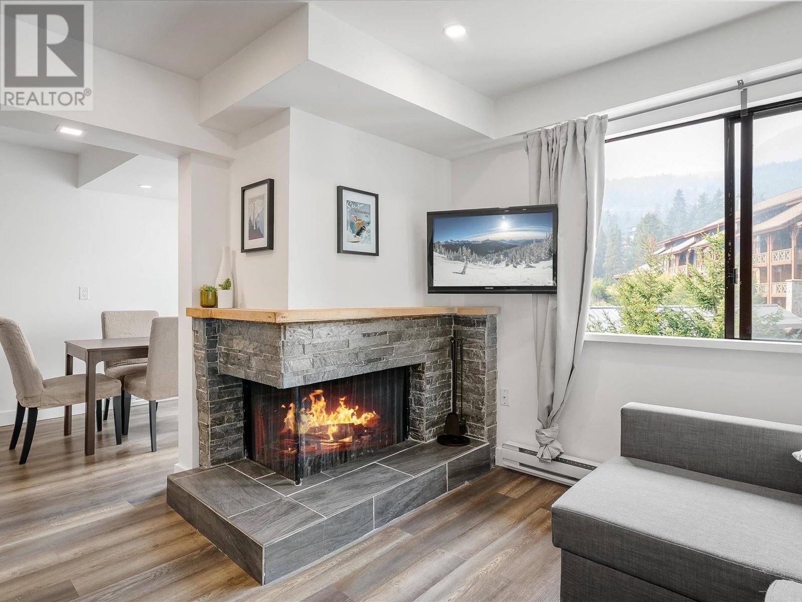 305 A/b 2129 Lake Placid Road, Whistler, British Columbia  V8E 0N4 - Photo 4 - R2830300