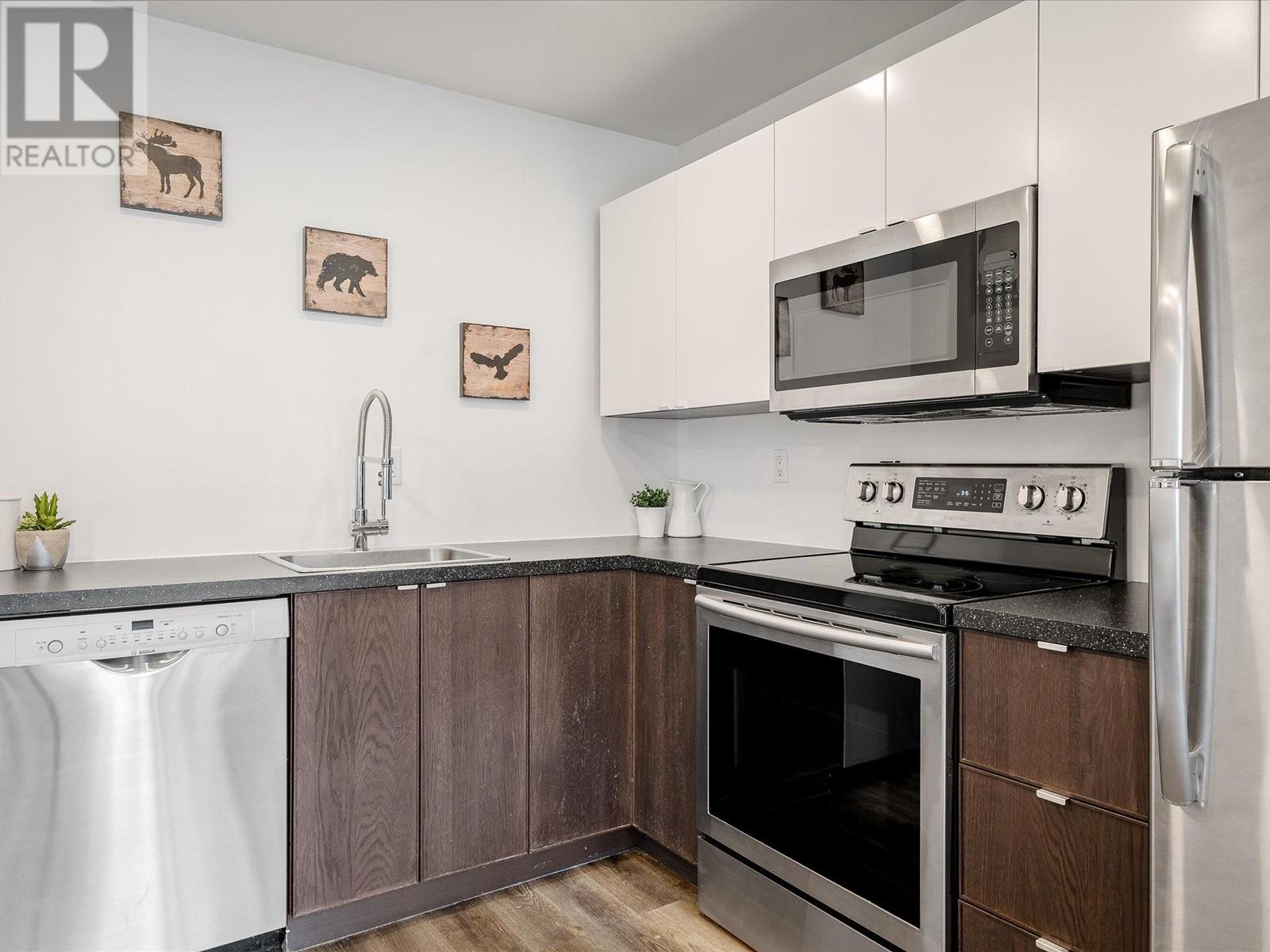 305 A/b 2129 Lake Placid Road, Whistler, British Columbia  V8E 0N4 - Photo 6 - R2830300