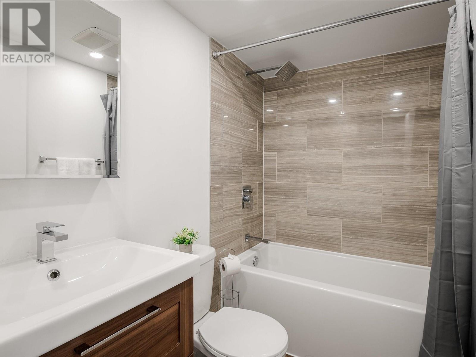 305 A/b 2129 Lake Placid Road, Whistler, British Columbia  V8E 0N4 - Photo 9 - R2830300