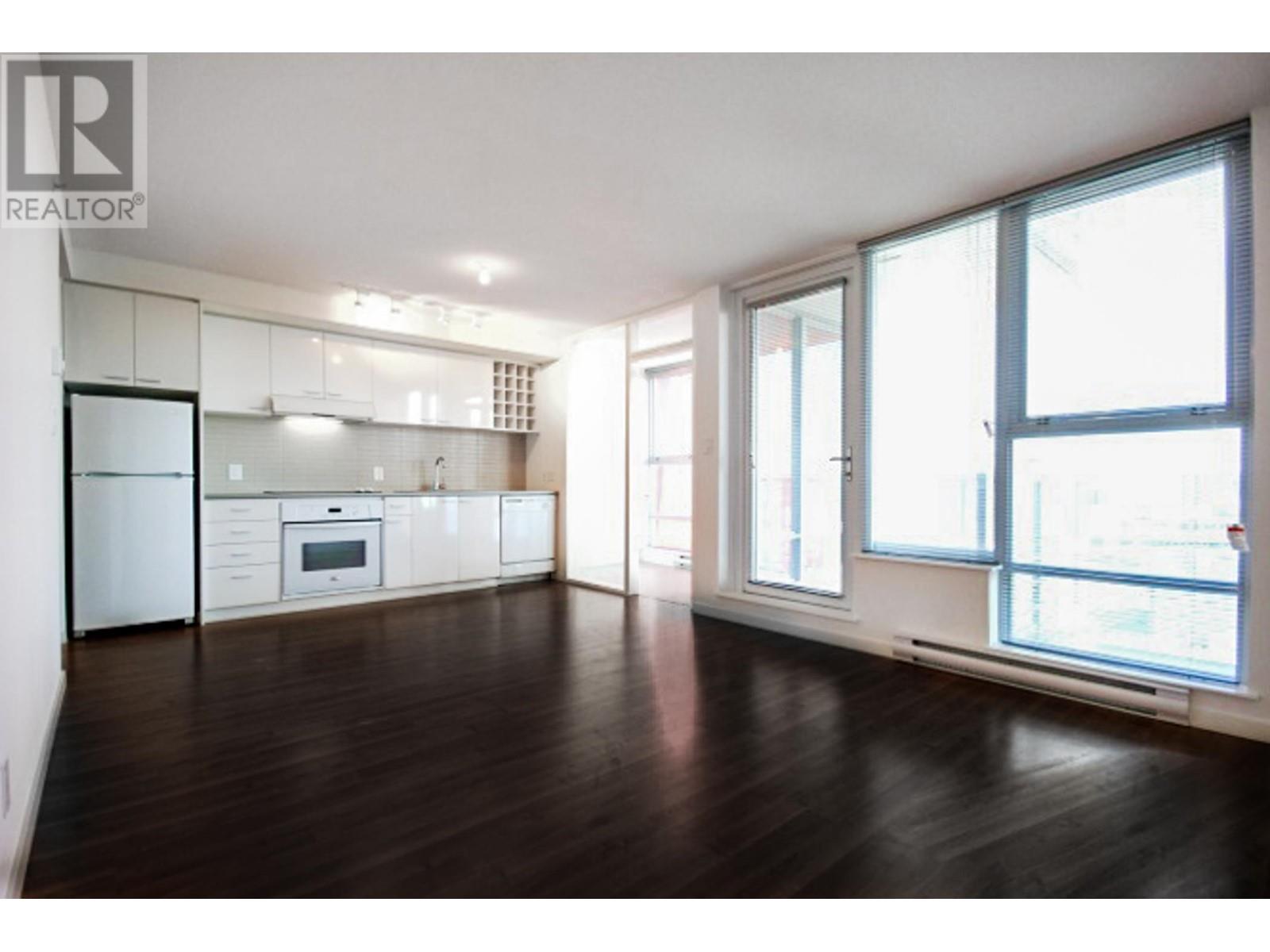 909 111 W GEORGIA STREET, vancouver, British Columbia