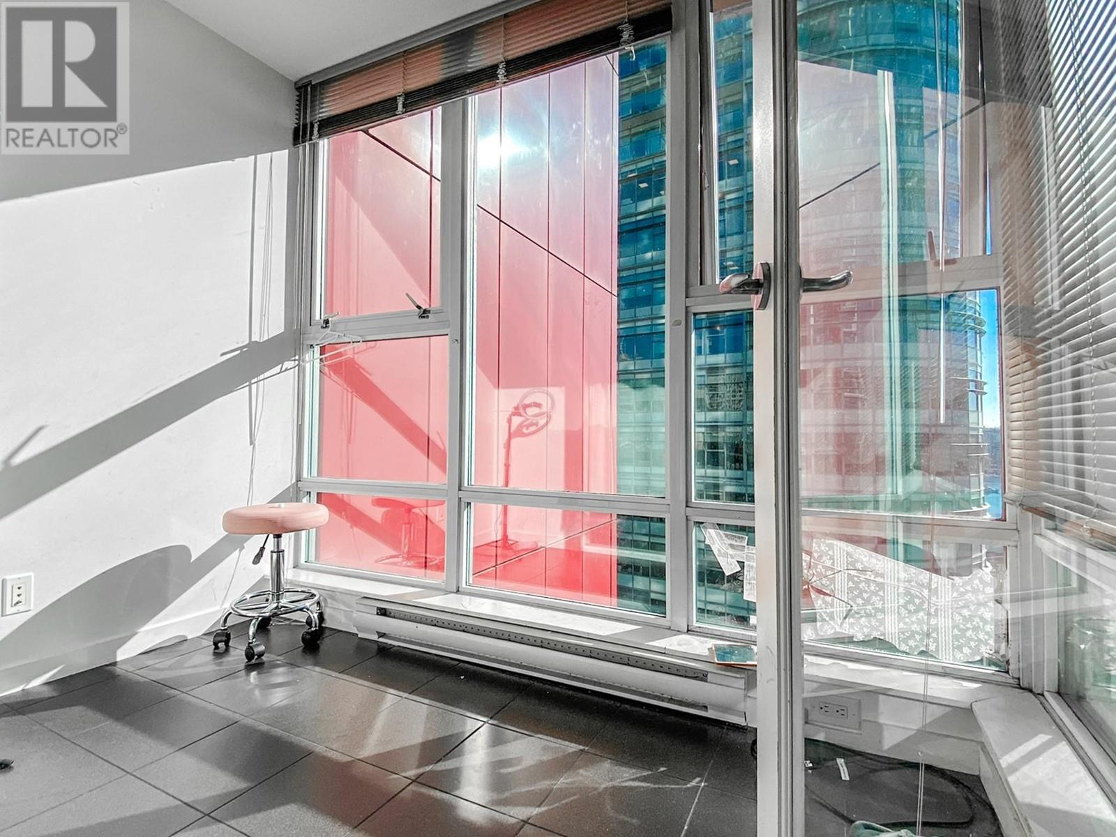 909 111 W Georgia Street, Vancouver, British Columbia  V6B 1T8 - Photo 9 - R2830304