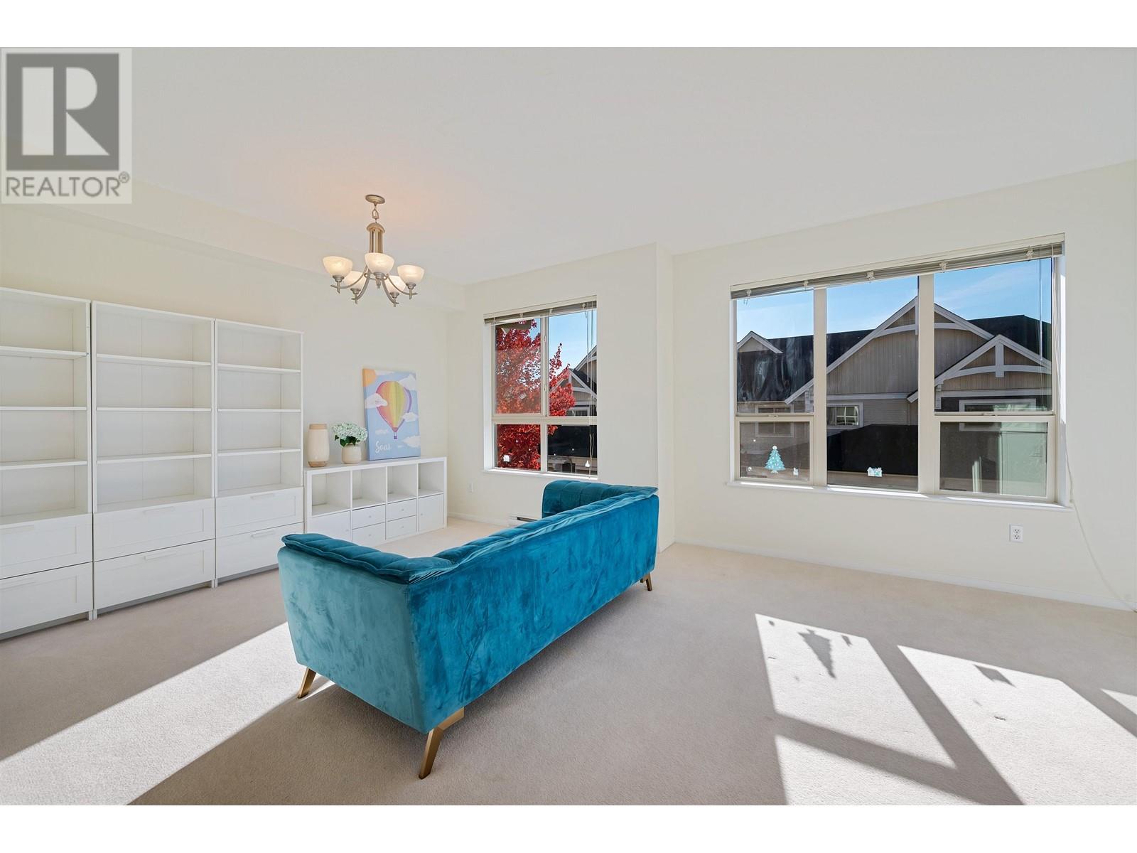 222 3105 Dayanee Springs Boulevard, Coquitlam, British Columbia  V3E 0C2 - Photo 4 - R2828974