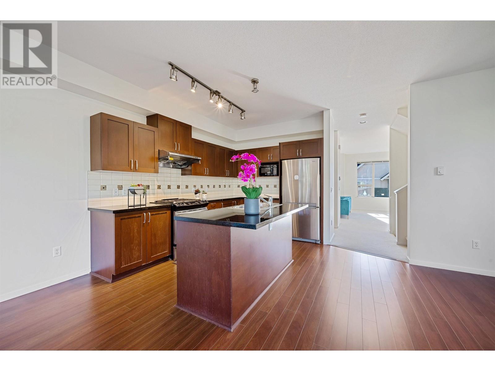 222 3105 Dayanee Springs Boulevard, Coquitlam, British Columbia  V3E 0C2 - Photo 7 - R2828974