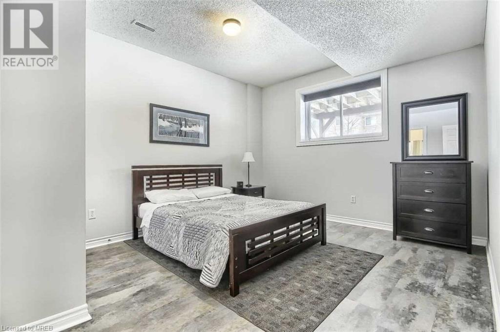 11 Joseph Crescent, Barrie, Ontario  L4N 0X9 - Photo 34 - 40508460