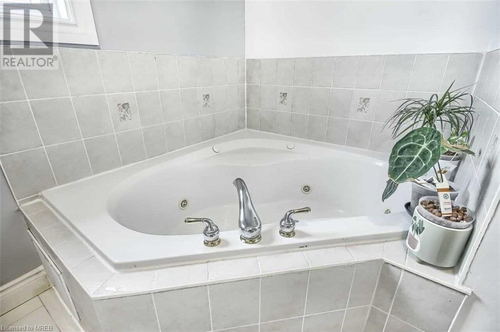 11 Joseph Crescent, Barrie, Ontario  L4N 0X9 - Photo 26 - 40508460