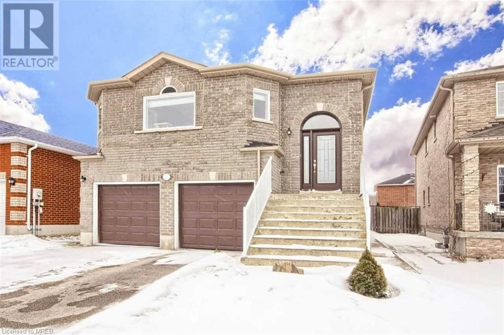 11 Joseph Crescent, Barrie, Ontario  L4N 0X9 - Photo 1 - 40508460
