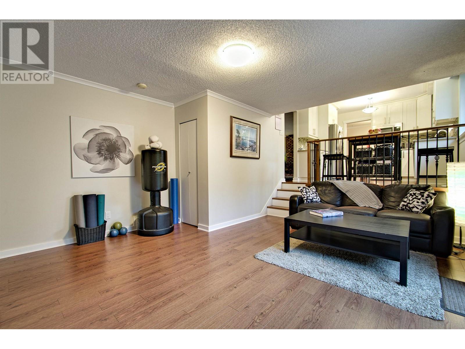 18843 120 Avenue, Pitt Meadows, British Columbia  V3Y 1W5 - Photo 10 - R2825052