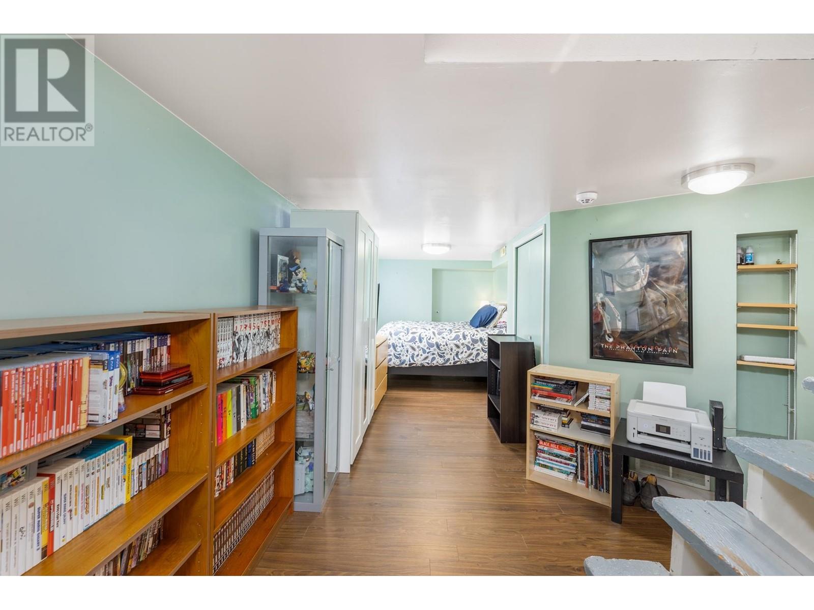 402 E 13th Street, North Vancouver, British Columbia  V7L 2M1 - Photo 21 - R2827301