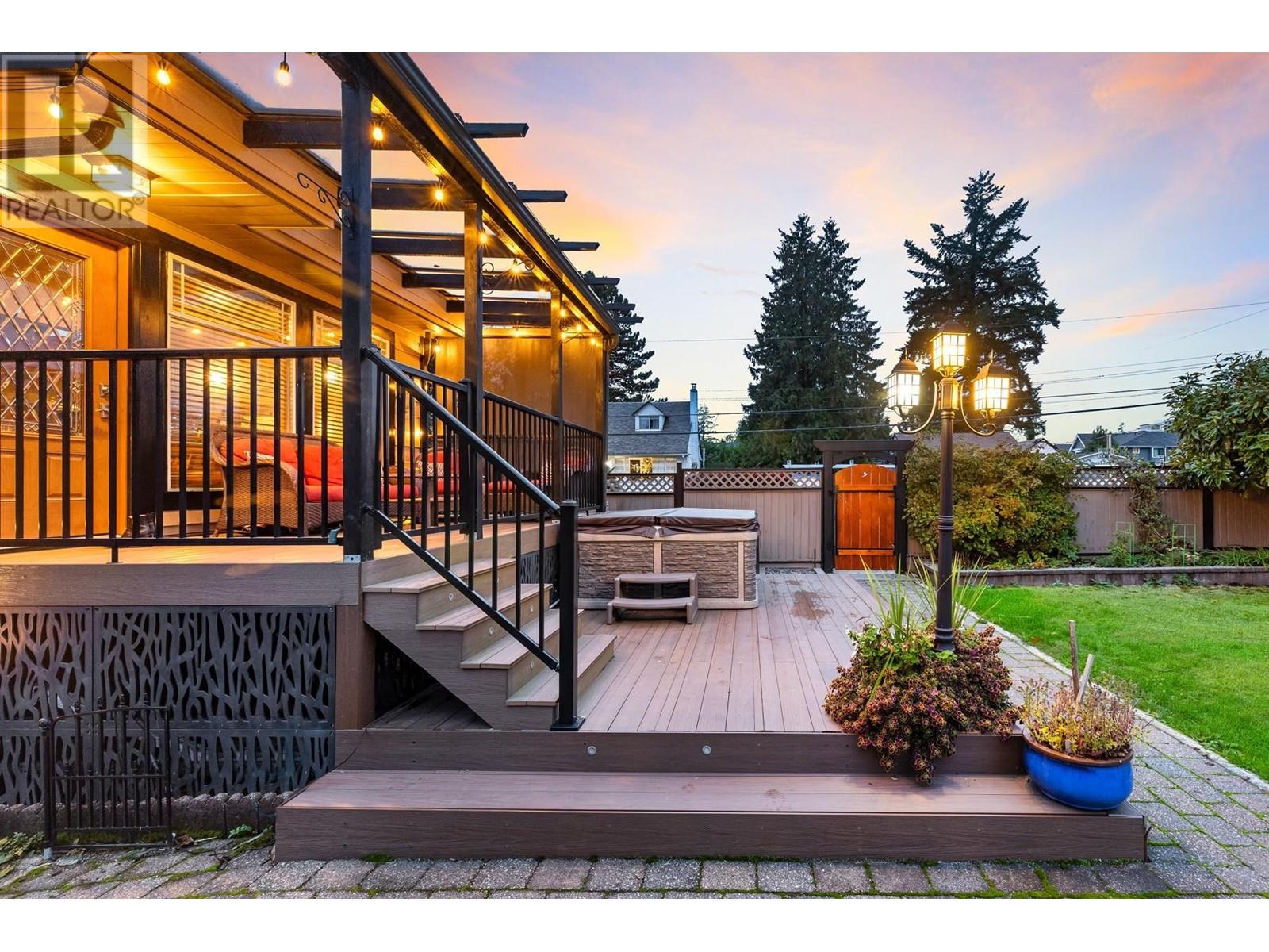 402 E 13th Street, North Vancouver, British Columbia  V7L 2M1 - Photo 27 - R2827301