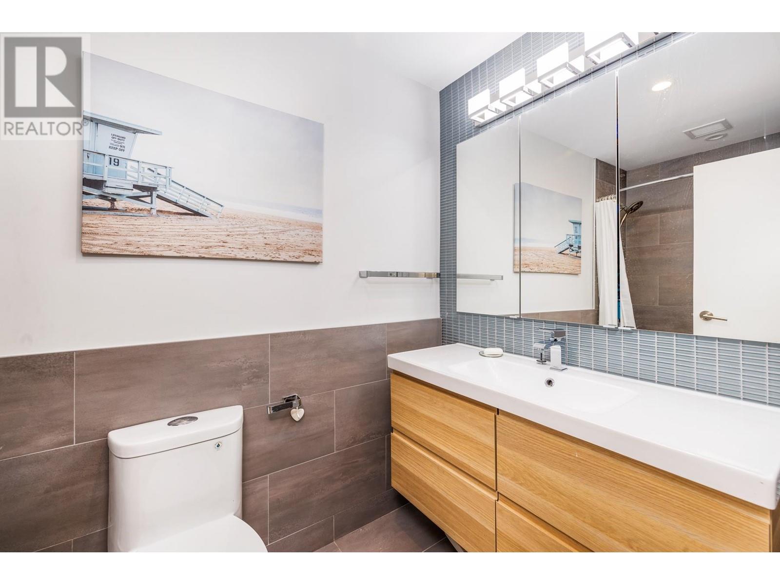 407 1363 Clyde Avenue, West Vancouver, British Columbia  V7T 2W9 - Photo 17 - R2815679