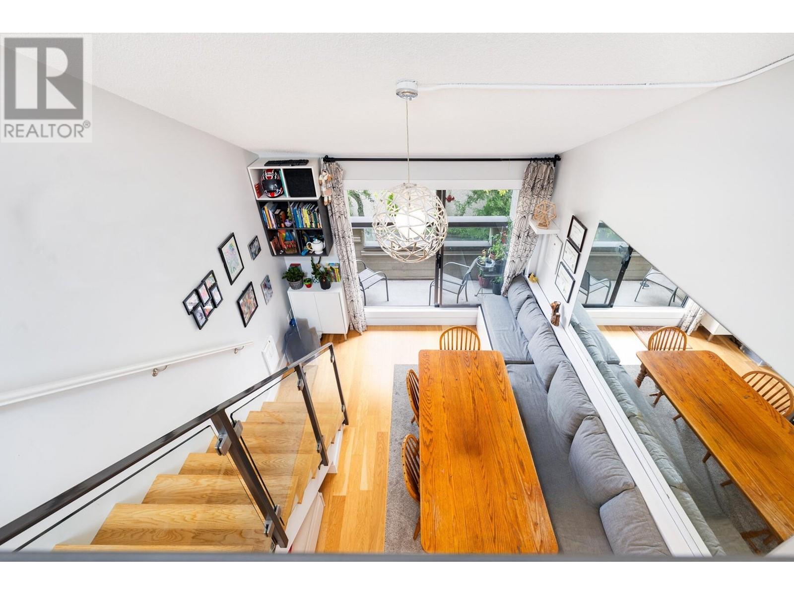 407 1363 Clyde Avenue, West Vancouver, British Columbia  V7T 2W9 - Photo 6 - R2815679