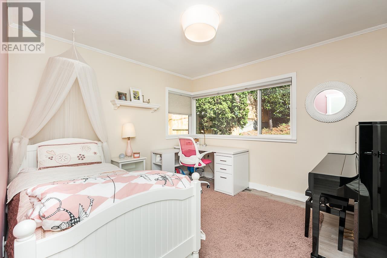 4593 Skyline Drive, North Vancouver, British Columbia  V7R 3H5 - Photo 13 - R2830319