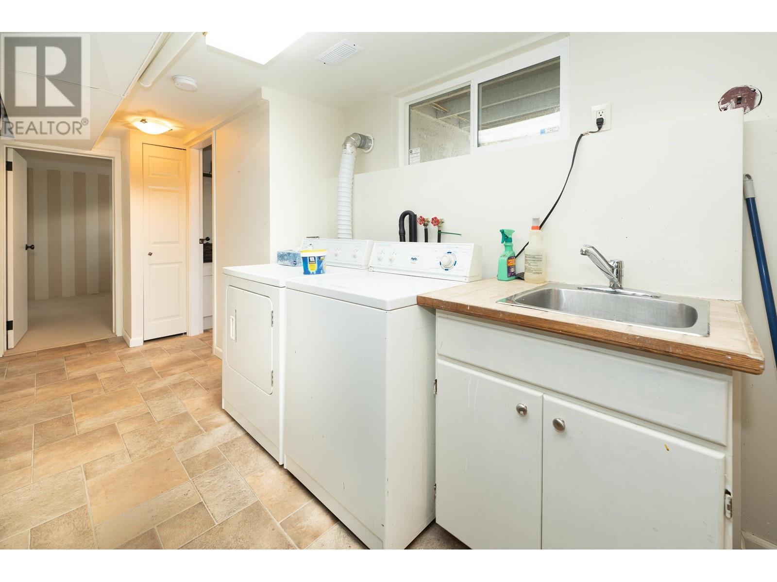 21518 122nd Avenue, Maple Ridge, British Columbia  V2X 3W6 - Photo 22 - R2830041