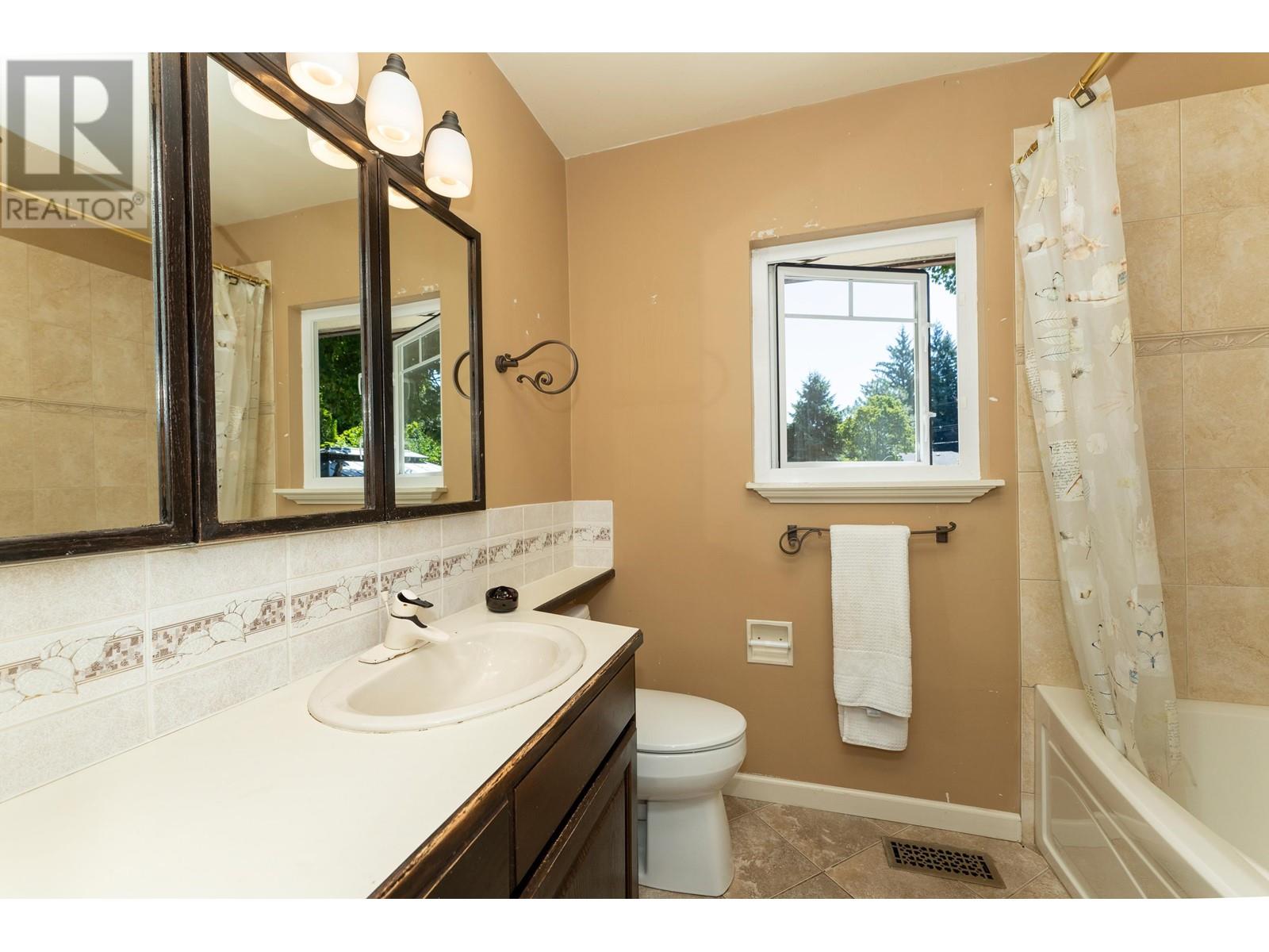 21518 122nd Avenue, Maple Ridge, British Columbia  V2X 3W6 - Photo 15 - R2830041