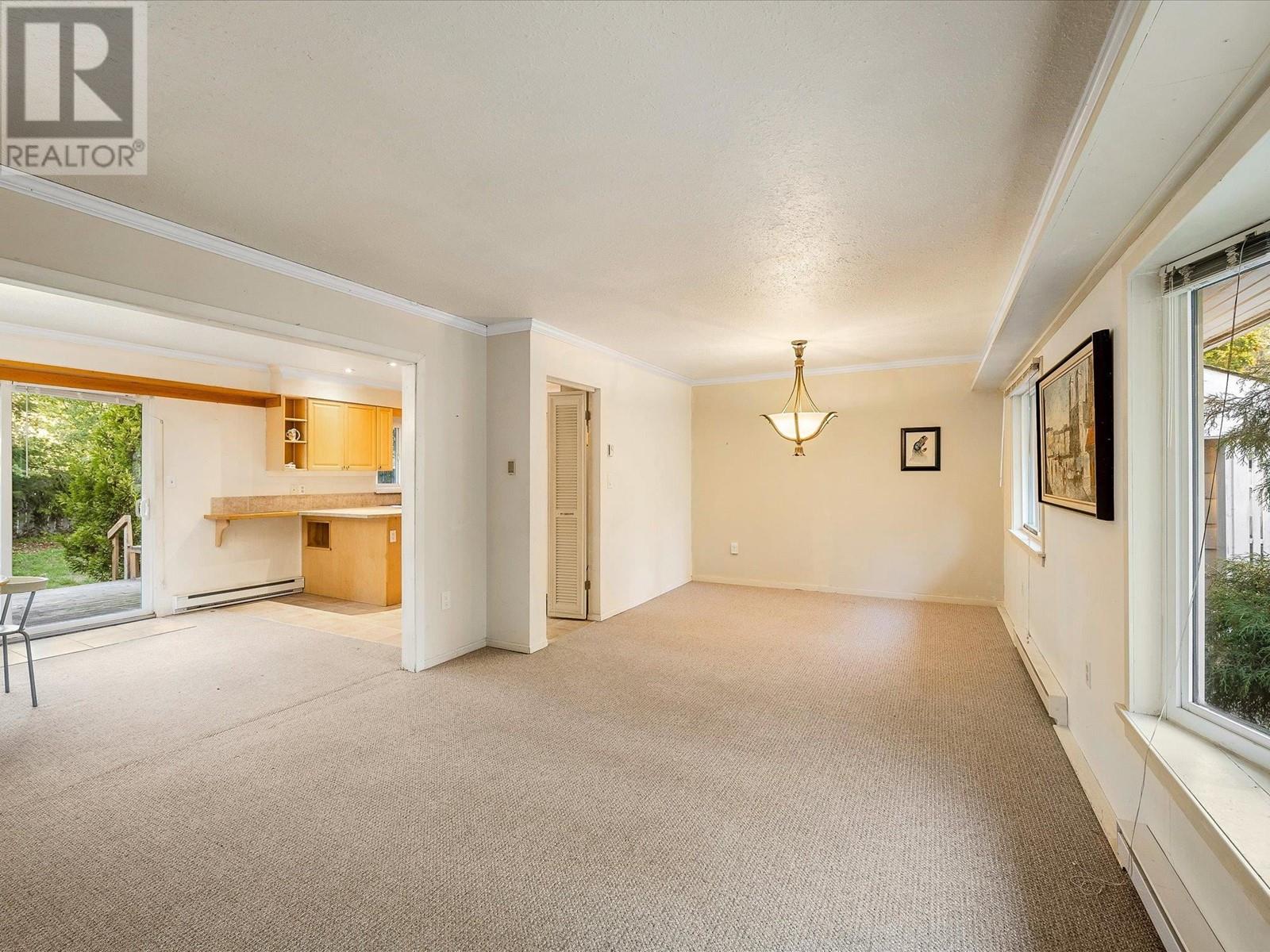 2305 Mamquam Road, Squamish, British Columbia  V0N 1T0 - Photo 19 - R2830322