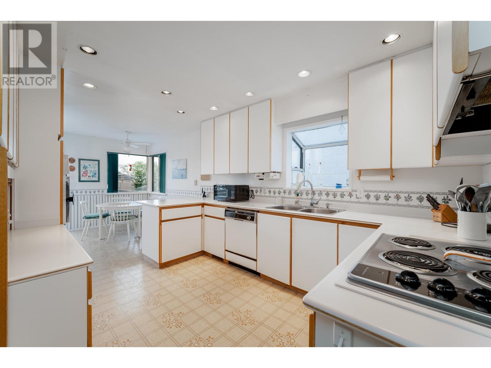 1666 E 58th Avenue, Vancouver, British Columbia  V5P 2C2 - Photo 23 - R2830219