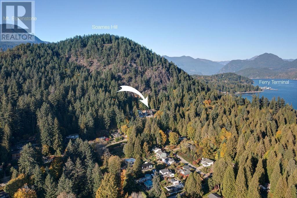 971 Marine Drive, Gibsons, British Columbia  V0N 1V1 - Photo 5 - R2770195